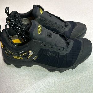 Keen Hiking shoes